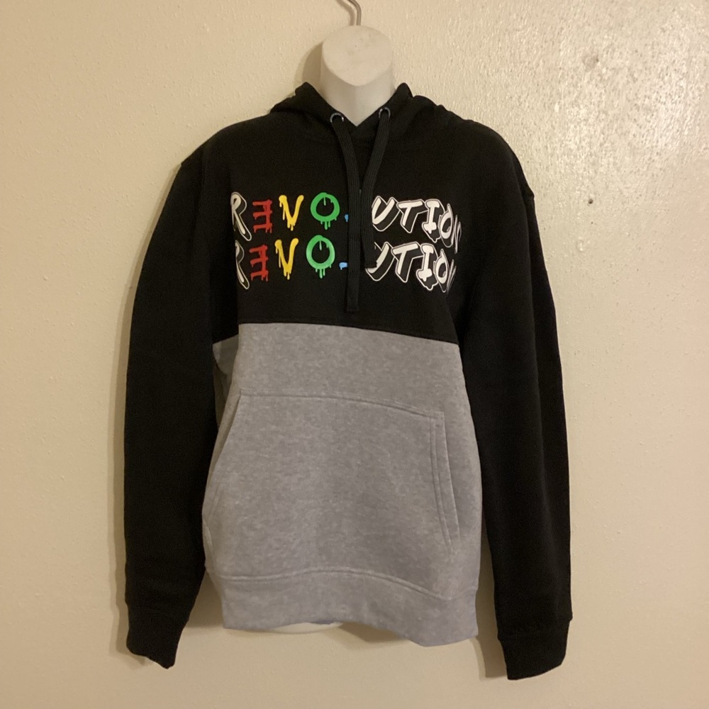 NWT Akademiks Aka Revolution Verbiage Graphic Hoodie Size Medium